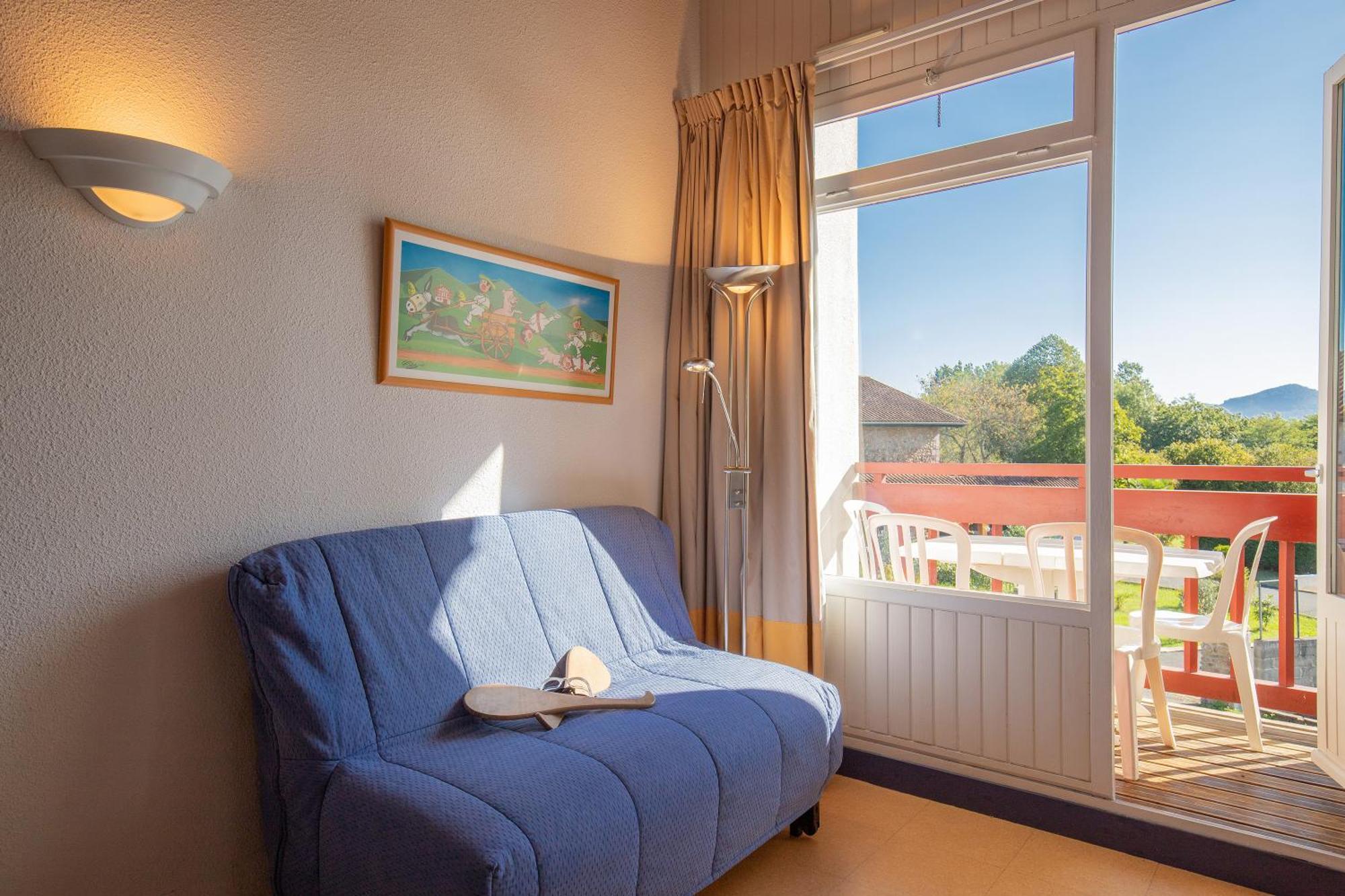 Vvf Residence Pays Basque Saint-Jean-Pied-De-Port Buitenkant foto