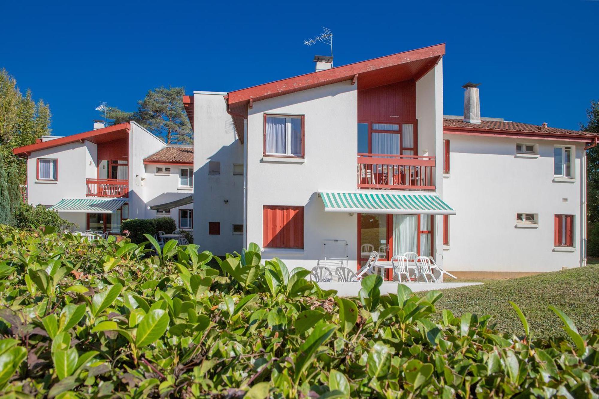 Vvf Residence Pays Basque Saint-Jean-Pied-De-Port Buitenkant foto